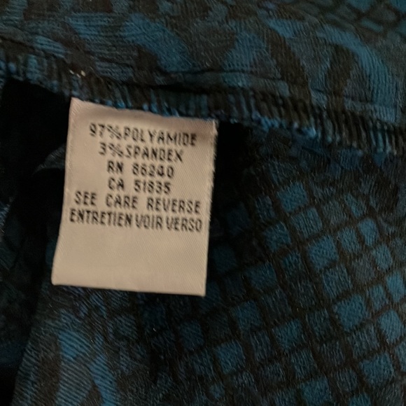 Ravel lightweight ruffle jacket - Picture 5 of 6